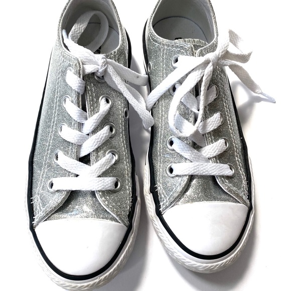 girls silver glitter converse